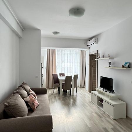 Tanya Apartments Summerland Mamaia Luaran gambar