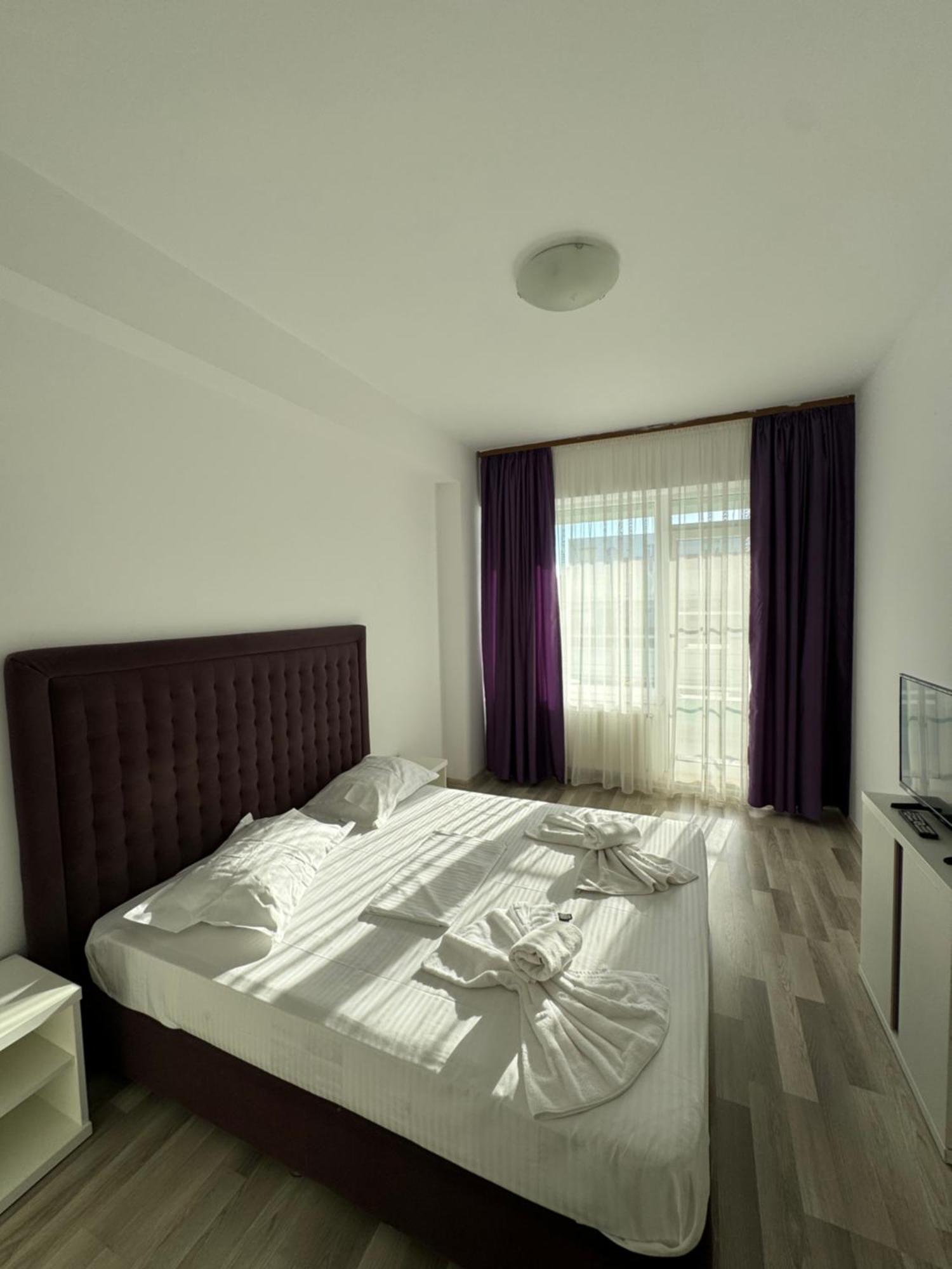 Tanya Apartments Summerland Mamaia Luaran gambar