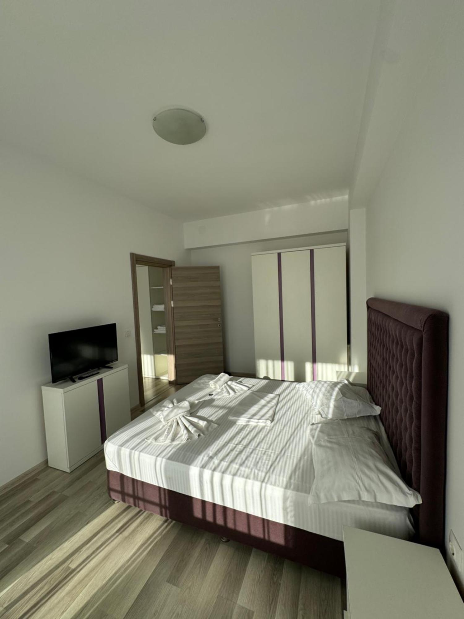 Tanya Apartments Summerland Mamaia Luaran gambar