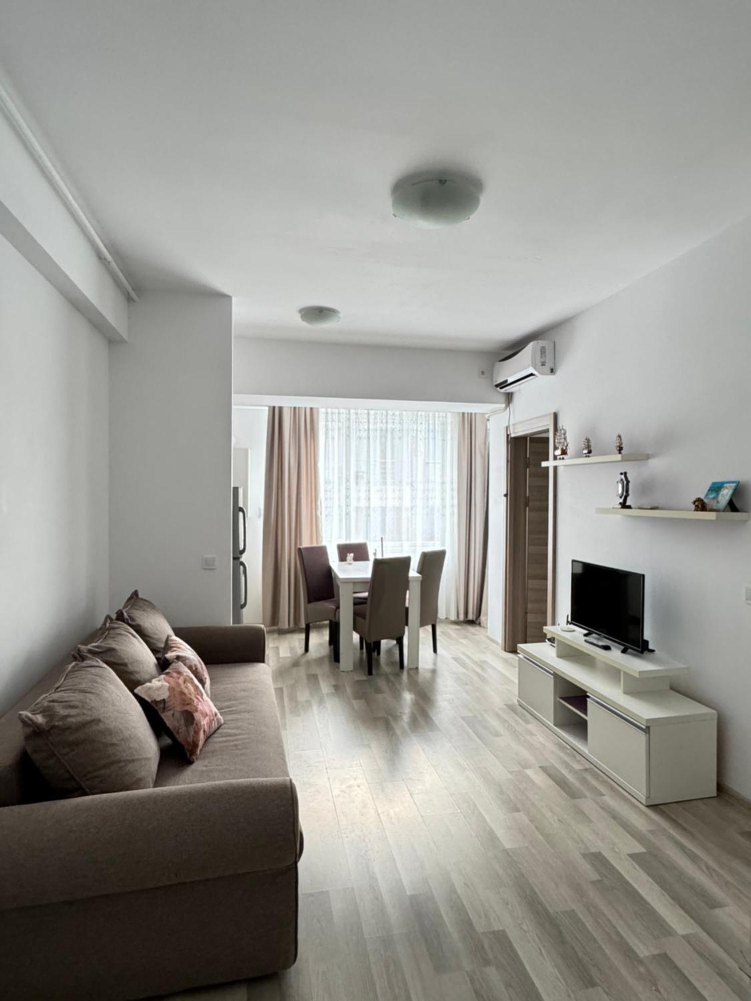 Tanya Apartments Summerland Mamaia Luaran gambar